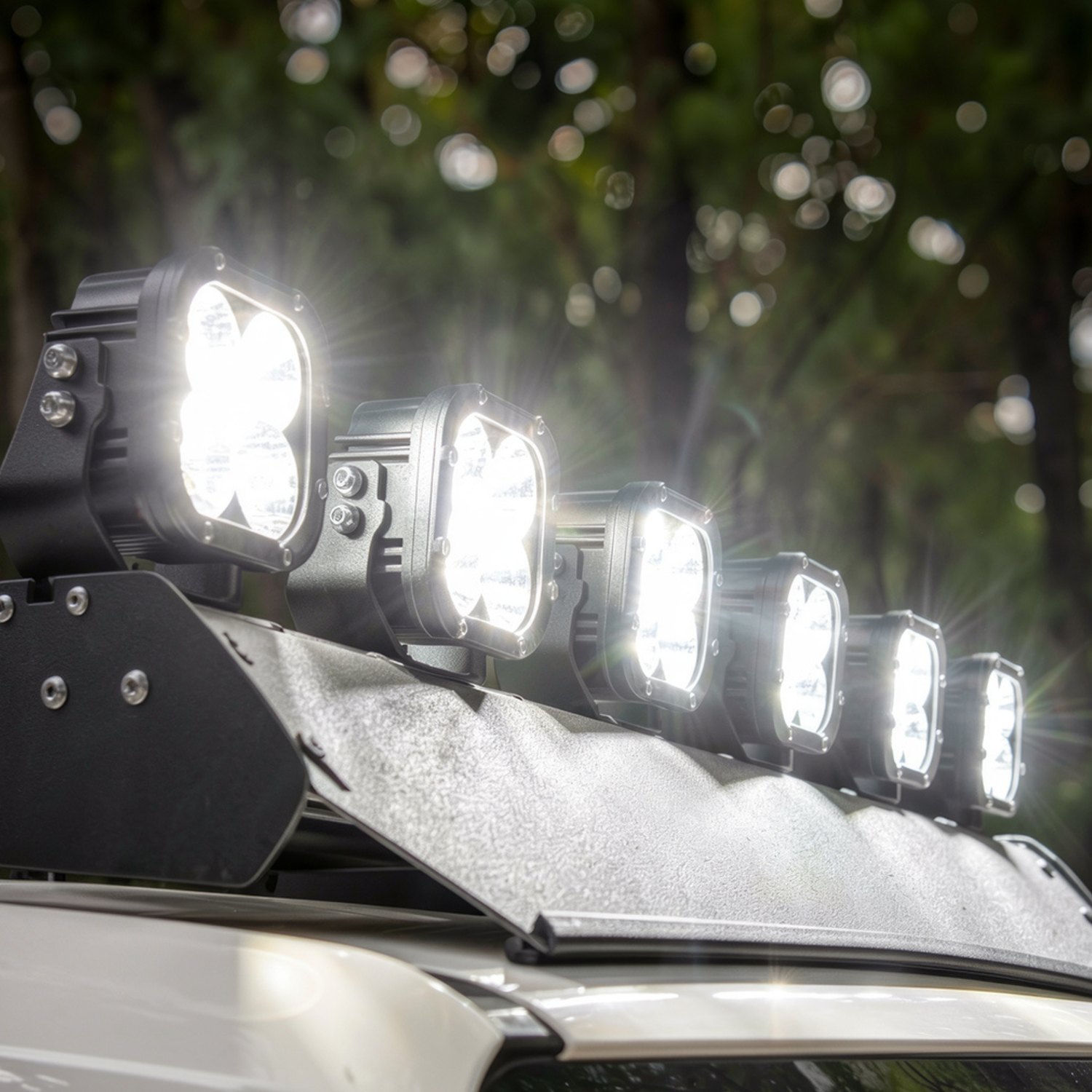 AUXILIARY LIGHTS